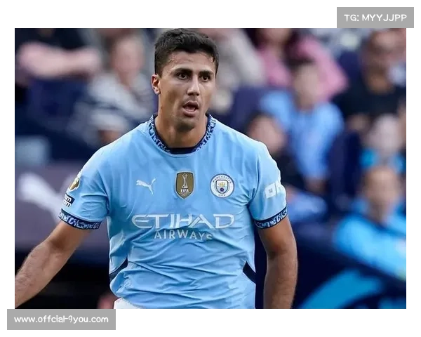 罗德里回归首发表现稳健，掌控曼城中场节奏