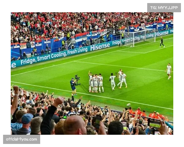 国家德比实时：皇马半场2-1领先巴萨，贝林厄姆头球破门